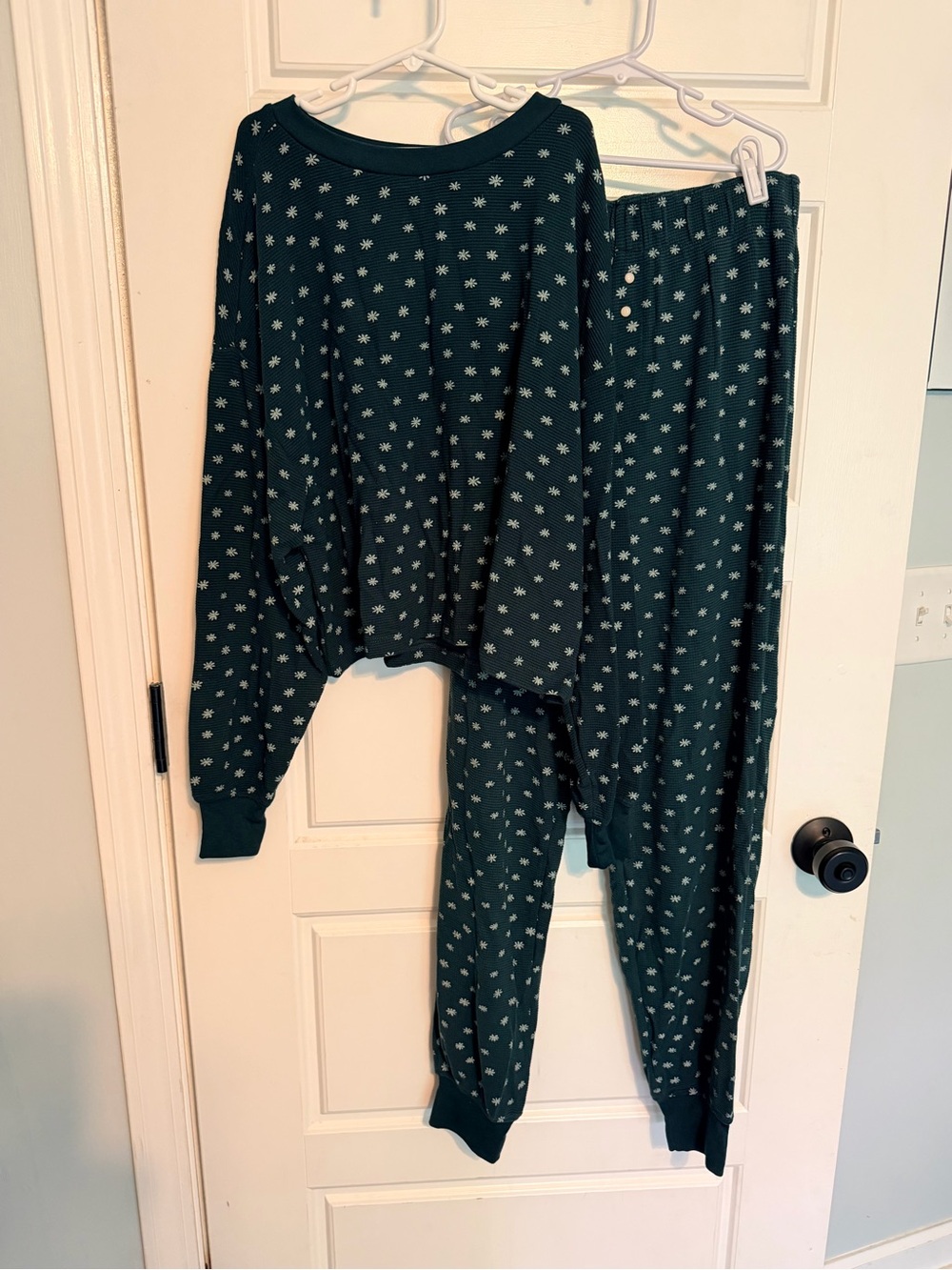 Cozy Dark Green Floral Print Pajama Set